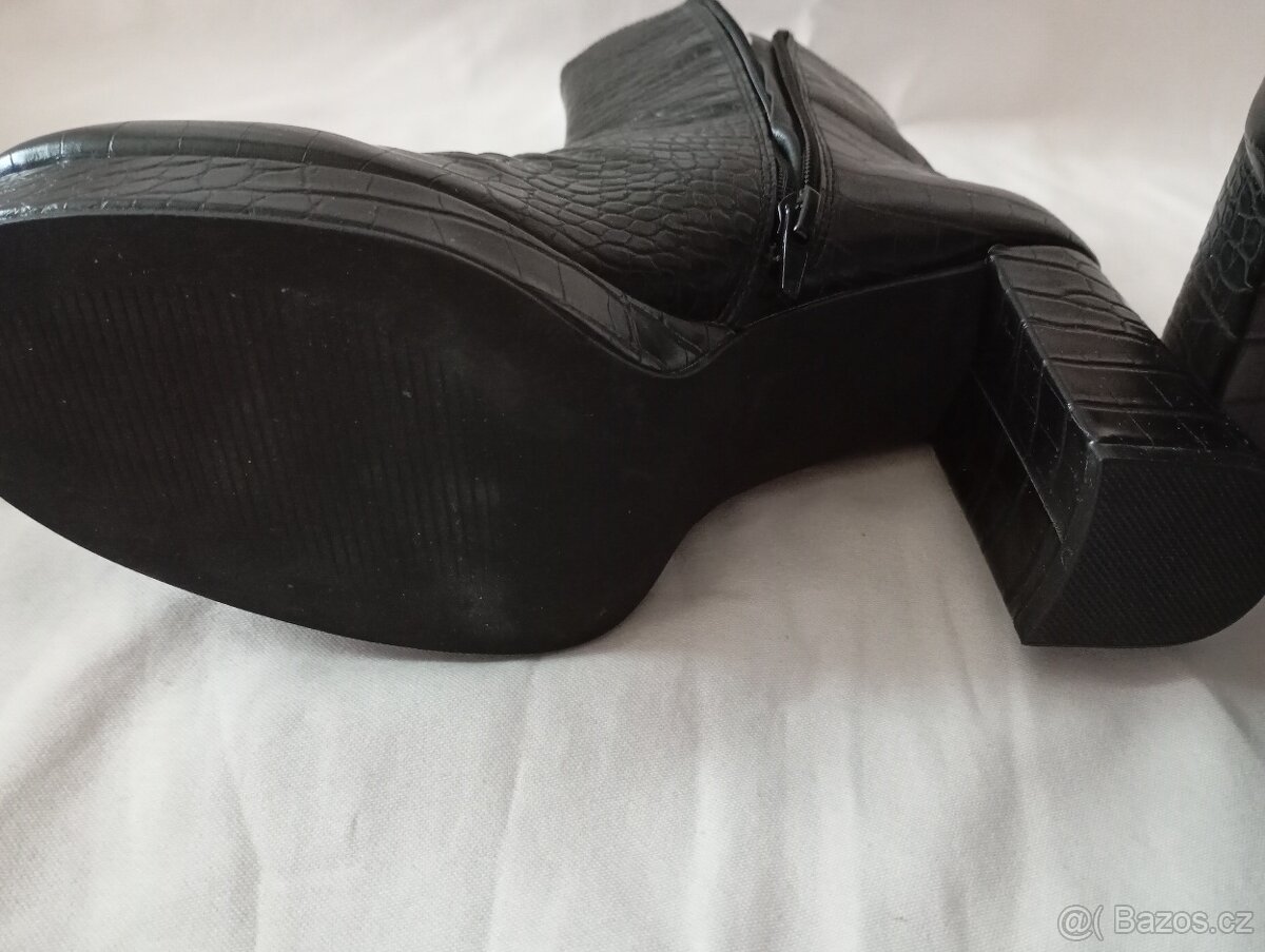 Dámské kozačky vel.39 - 2