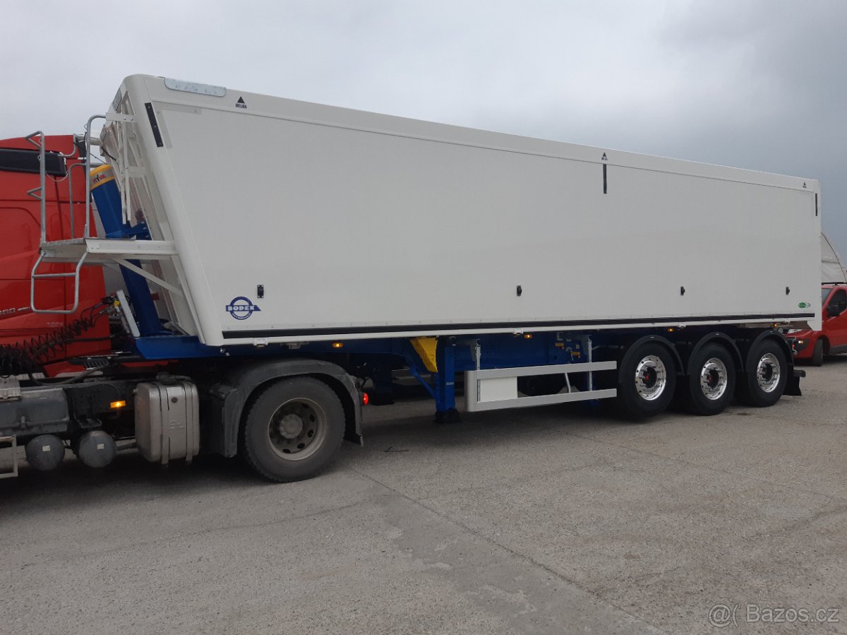 Sklápěcí návěs BODEX - 2