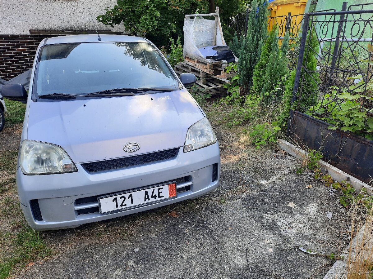 Daihatsu cuore automat r.v. 2004 dily - 2