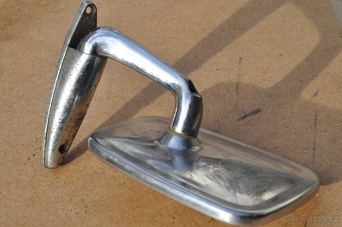 Zpětné zrcátko - 2