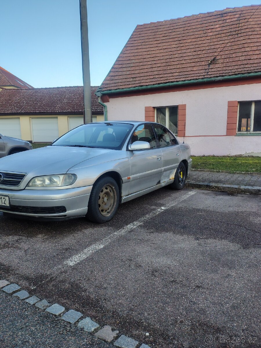 Opel Omega 2.5 td 96kw - 2