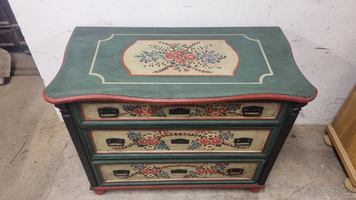 Malovaná komoda - 2