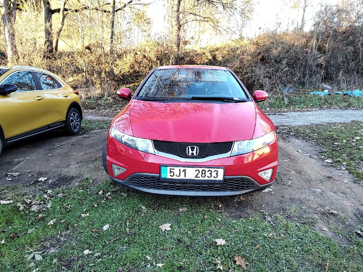 Prodám Honda Civic 1.8 i vtec - 2