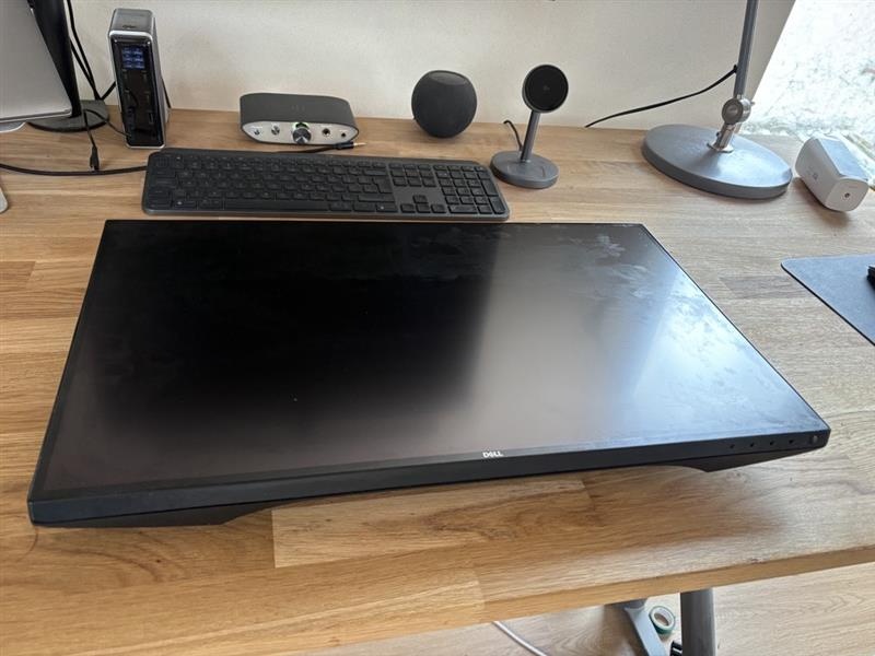 Dell U2518D 25" 2560 x 1440 (WQHD/QuadHD) - 2