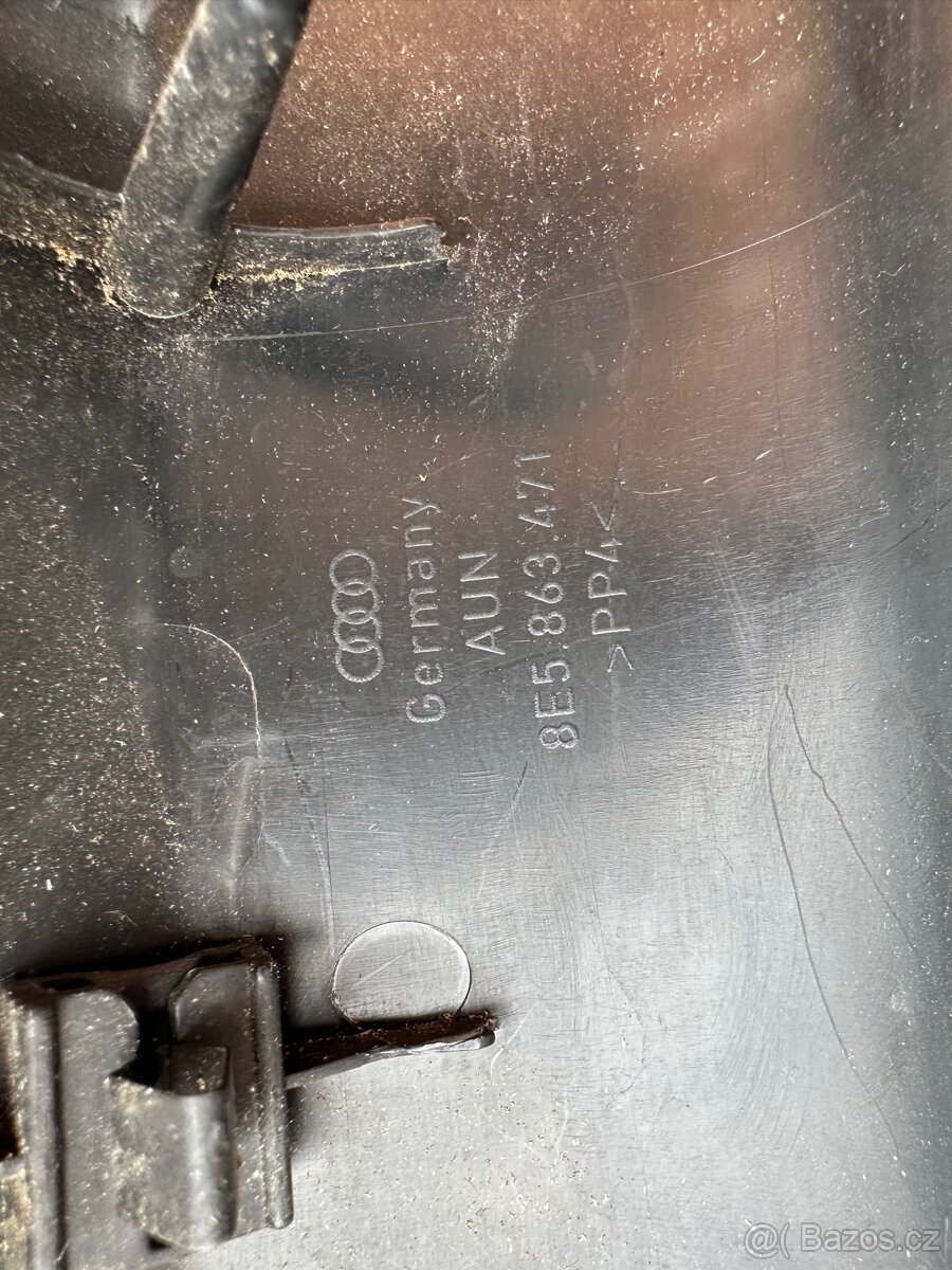 Plastový kryt kufru Audi a4 b6/b7 - 2