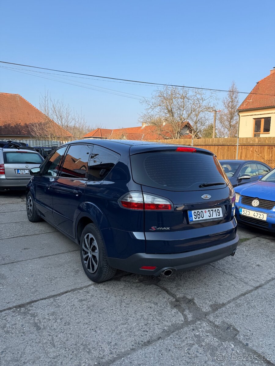 Ford S-max 2.2hdi 7-míst - 2