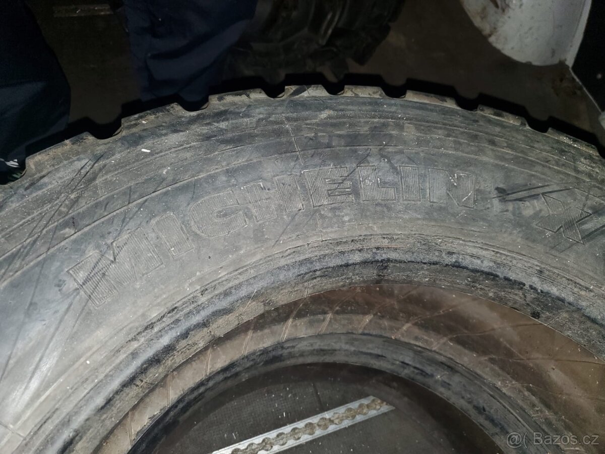295/60/R 22,5 - 2