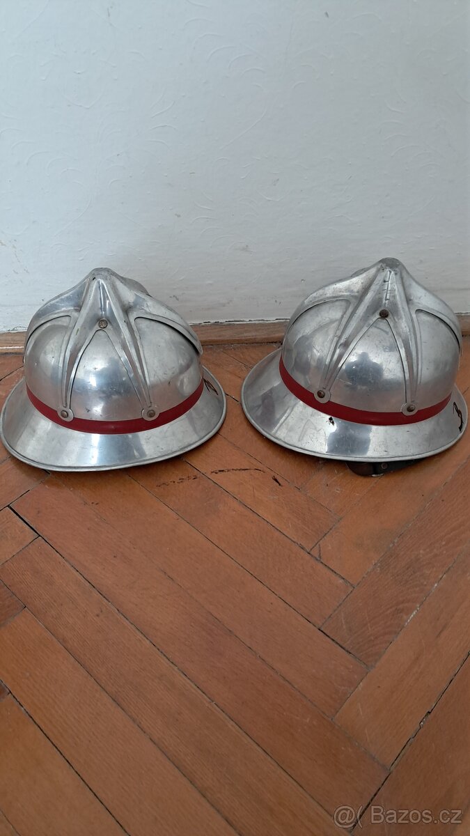 Hasičské helmy - 2
