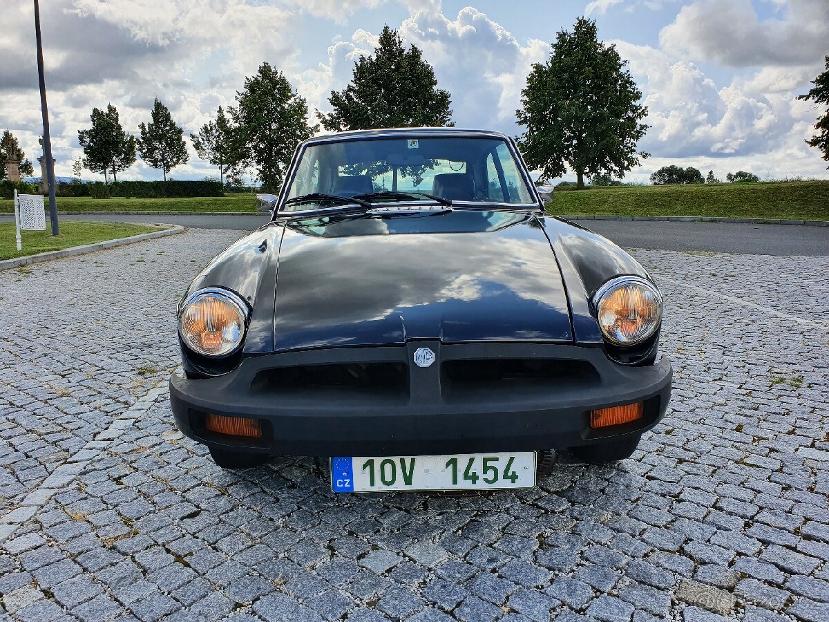 SUPER CENA- MG B GT rok 1982, veterán - 2