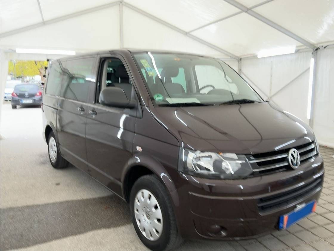 Multivan T5 2.0TDI 103kW Webasto,taž,navi,serviska - 2