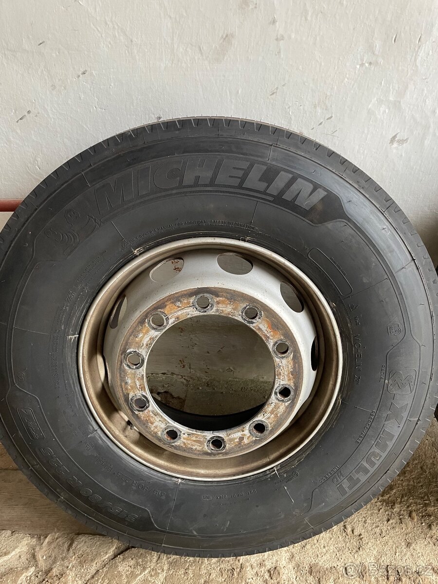 Michelin 315/80R22,5 NOVÉ - 2