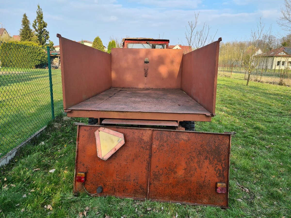 Vlečka za traktor - 2