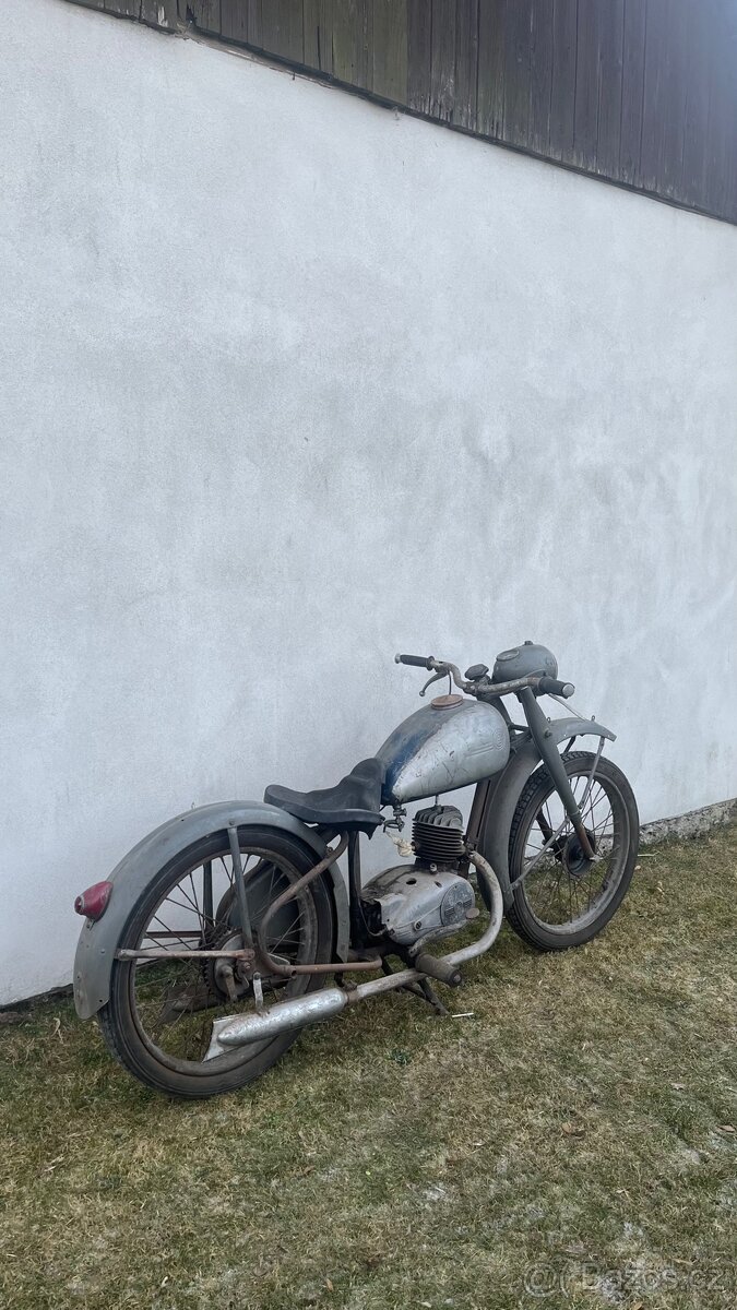 ČZ 125 - 2