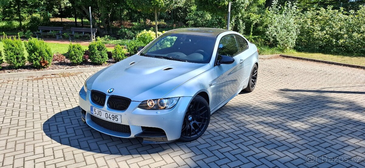 BMW M3 E92 manuál - 2