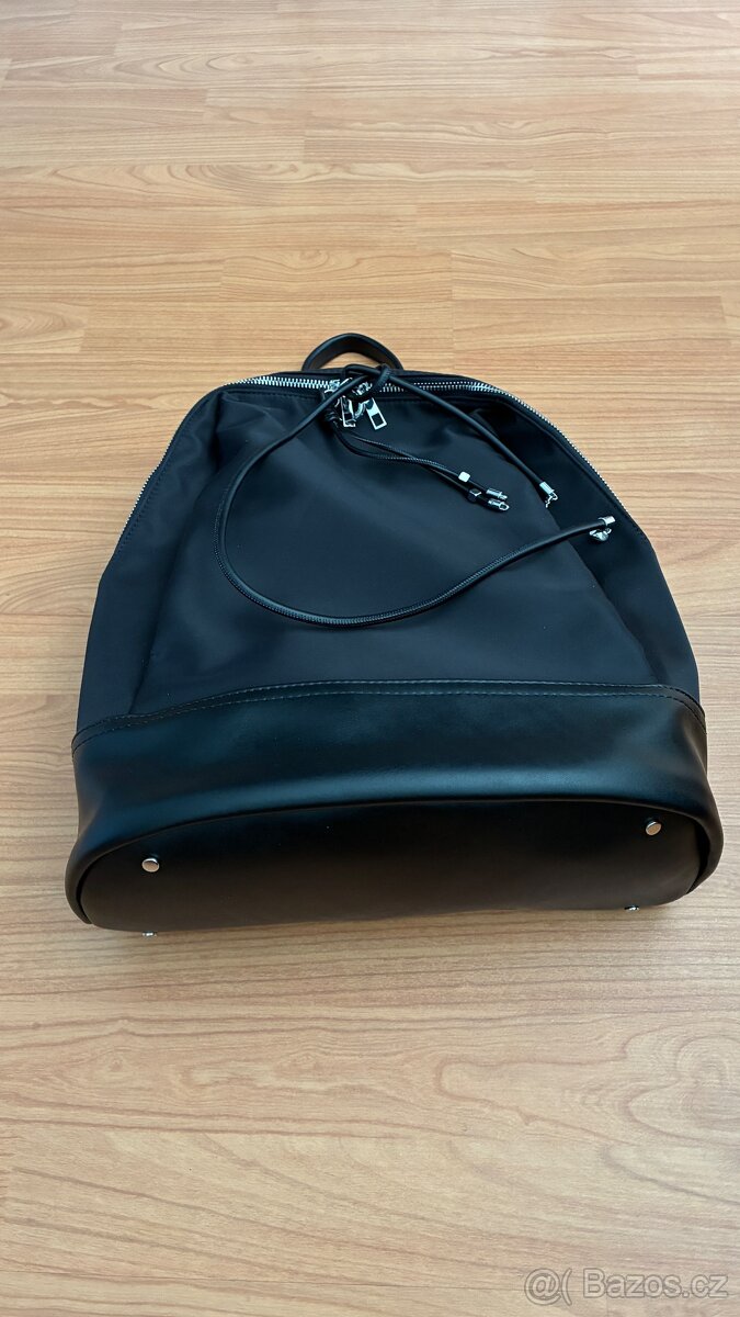 Černý batoh - 2