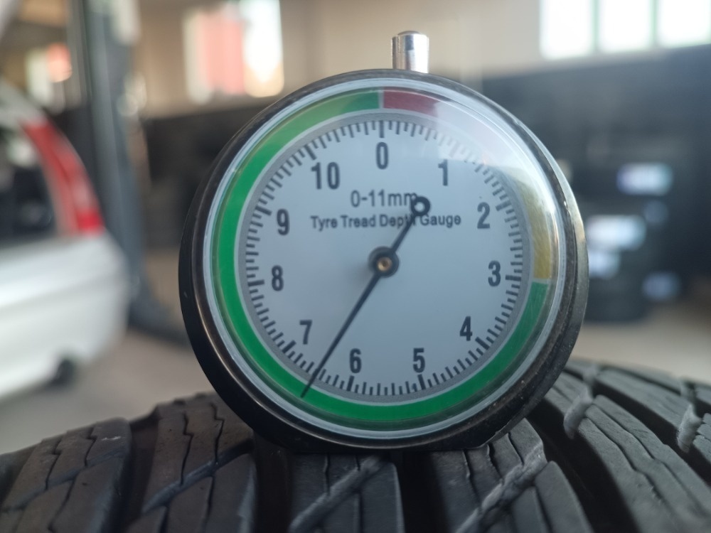 235/55 R17 MICHELIN (3922) - 2