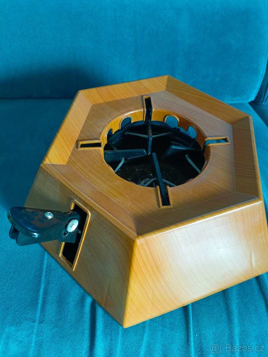 Stojan na vánoční stromek - 2