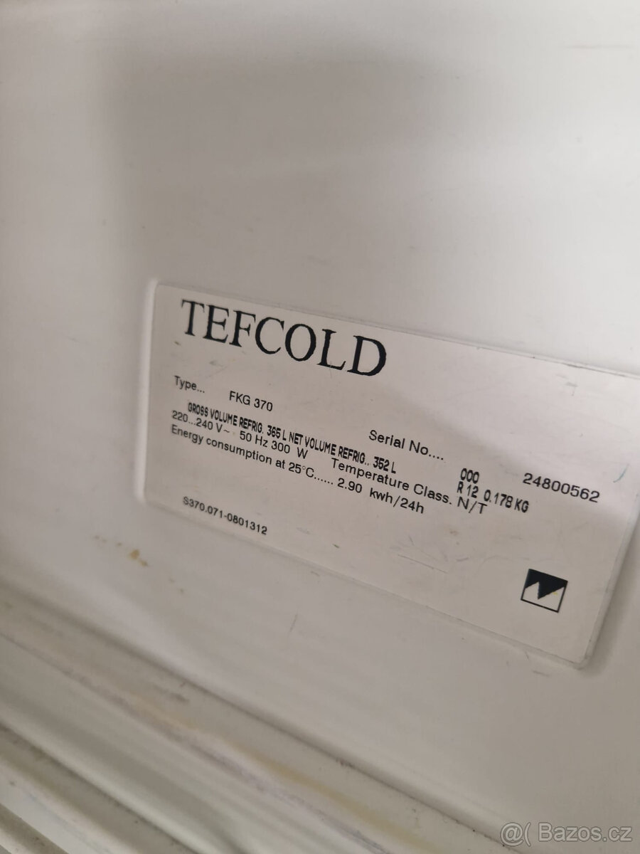 DVOJITÁ PROSKLENÁ LEDNICE - 2