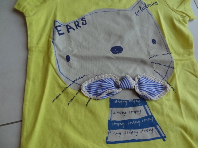 2 TRIČKA NEXT - S KOČKOU A KVĚTINOVÉ vel. 110 - 2