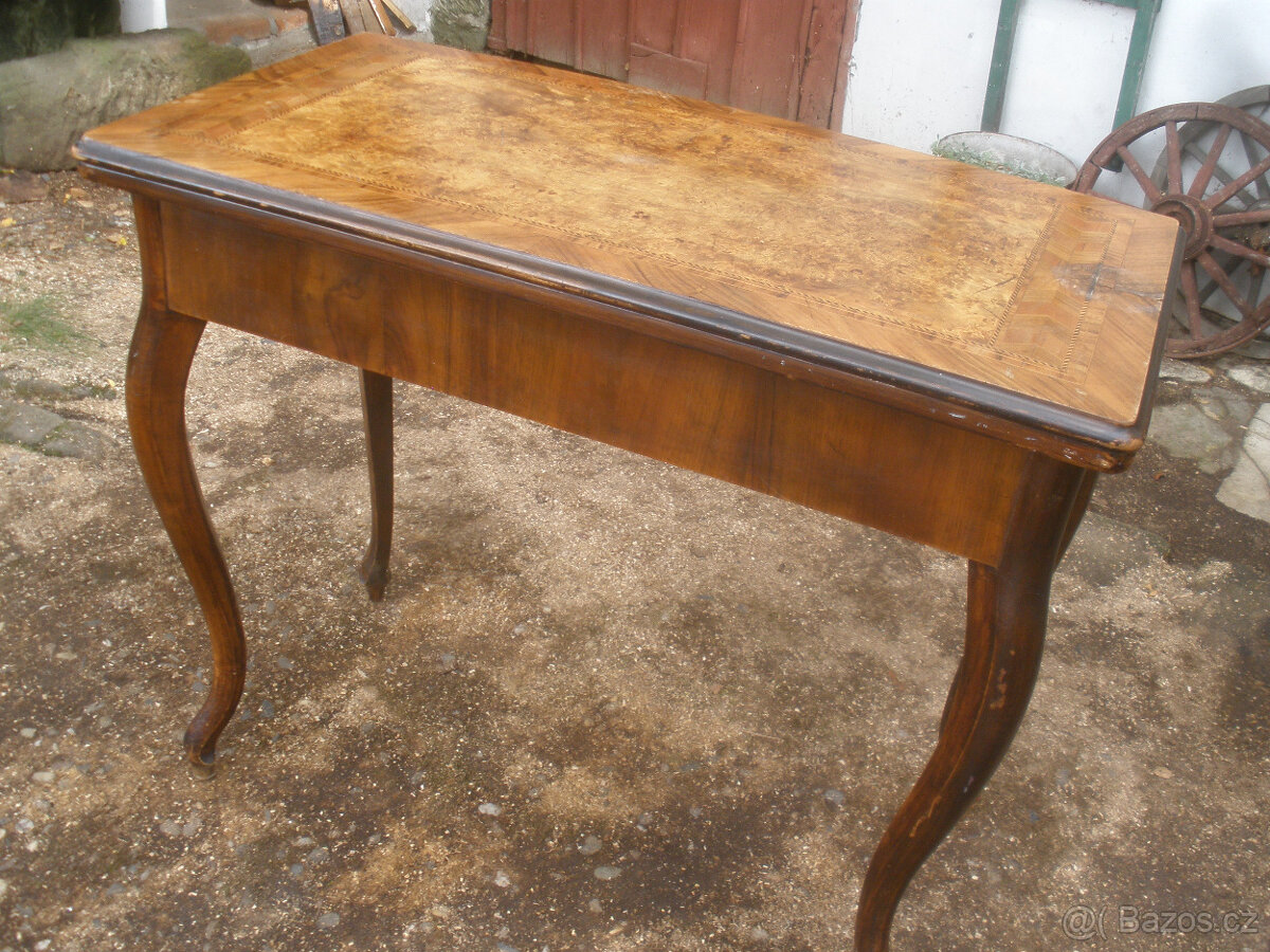 Starožitný rozkládací intarzovaný hrací stolek - 2