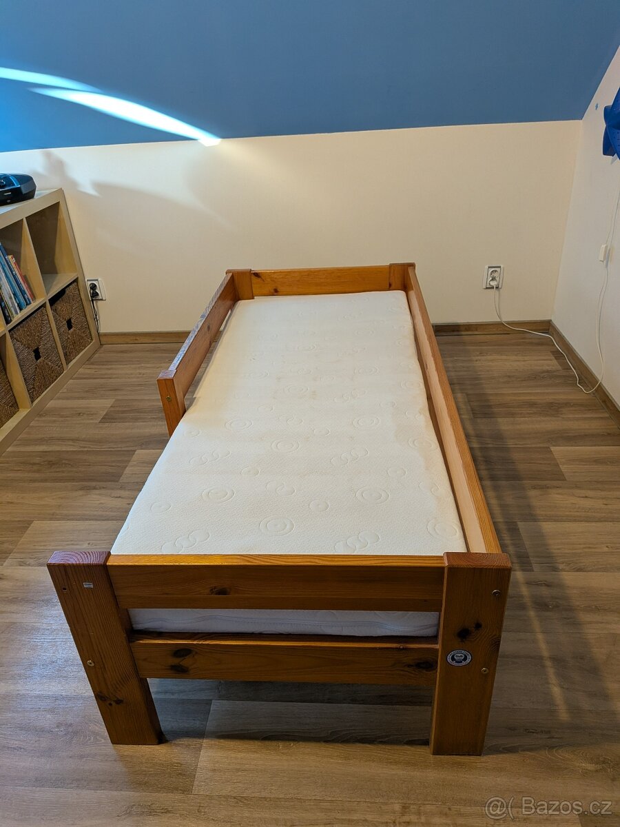 Dětská postel s matrací - 2
