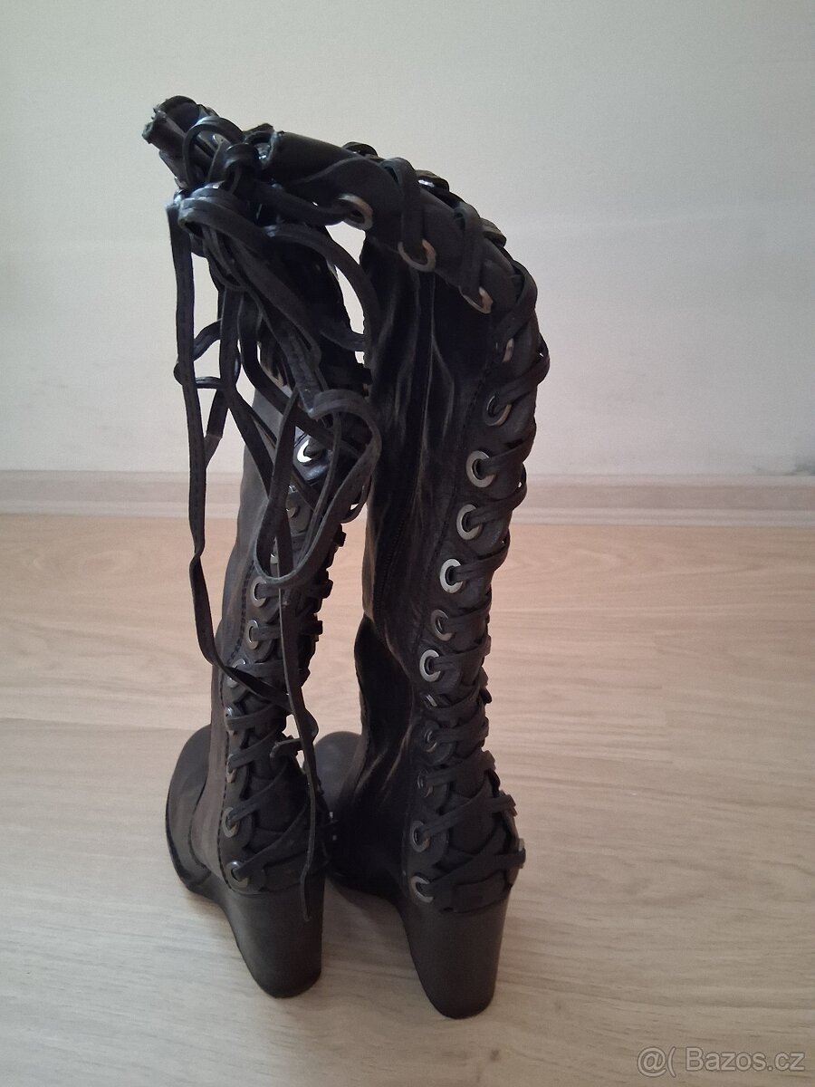 Vysoké kozačky Baťa,vel.39 - 2