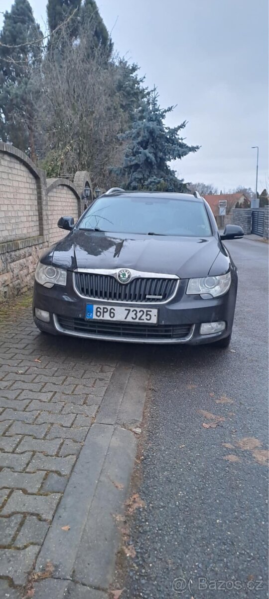 Superb 2012 1.6 nafta - 2