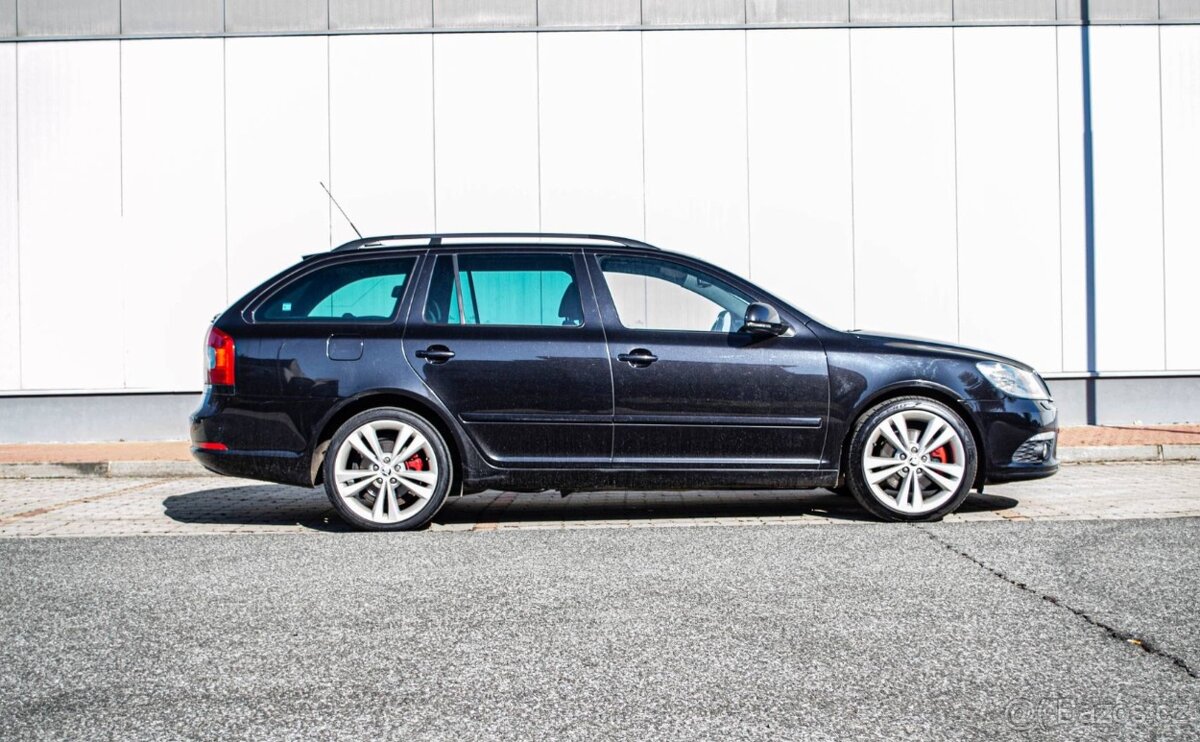 Škoda Octavia Combi RS 2.0 TDI - 2