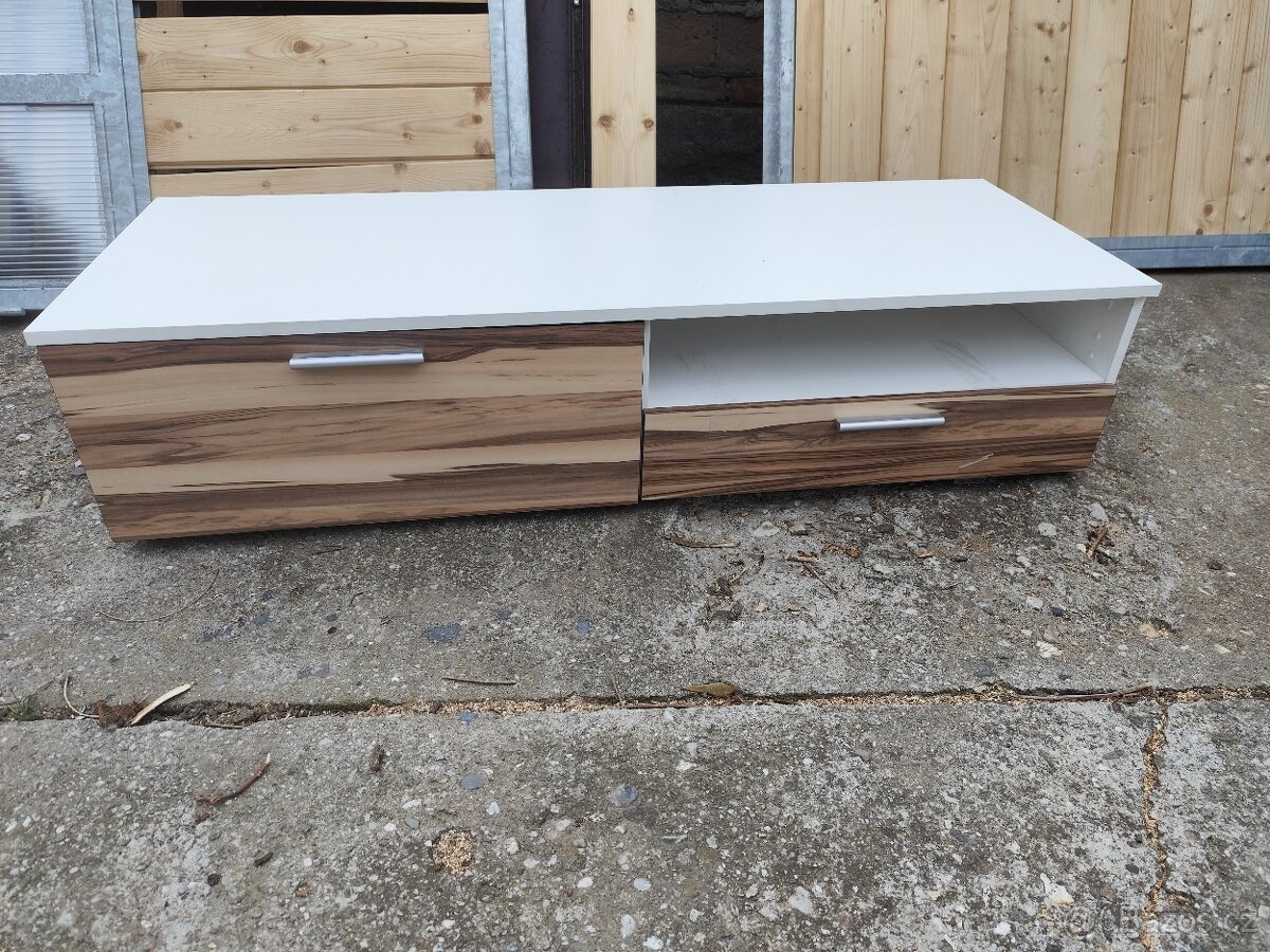 Nábytek do předsíně - 2