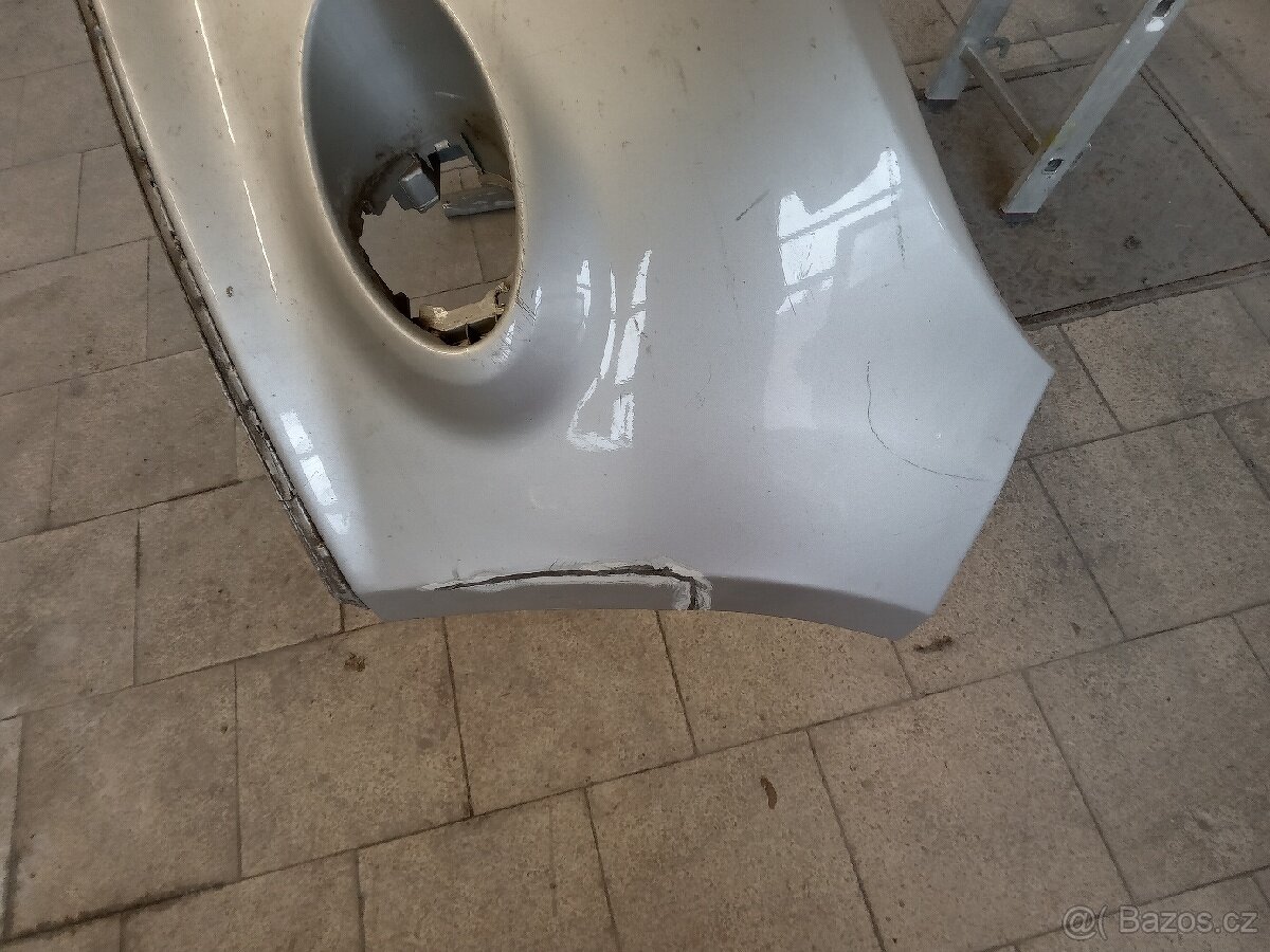 Ford Focus přední nárazník - 2