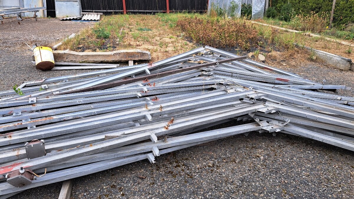 Prodám konstrukcí skleníku - 2