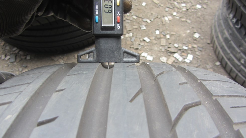 Letní pneumatiky 215/40/17 Continental - 2