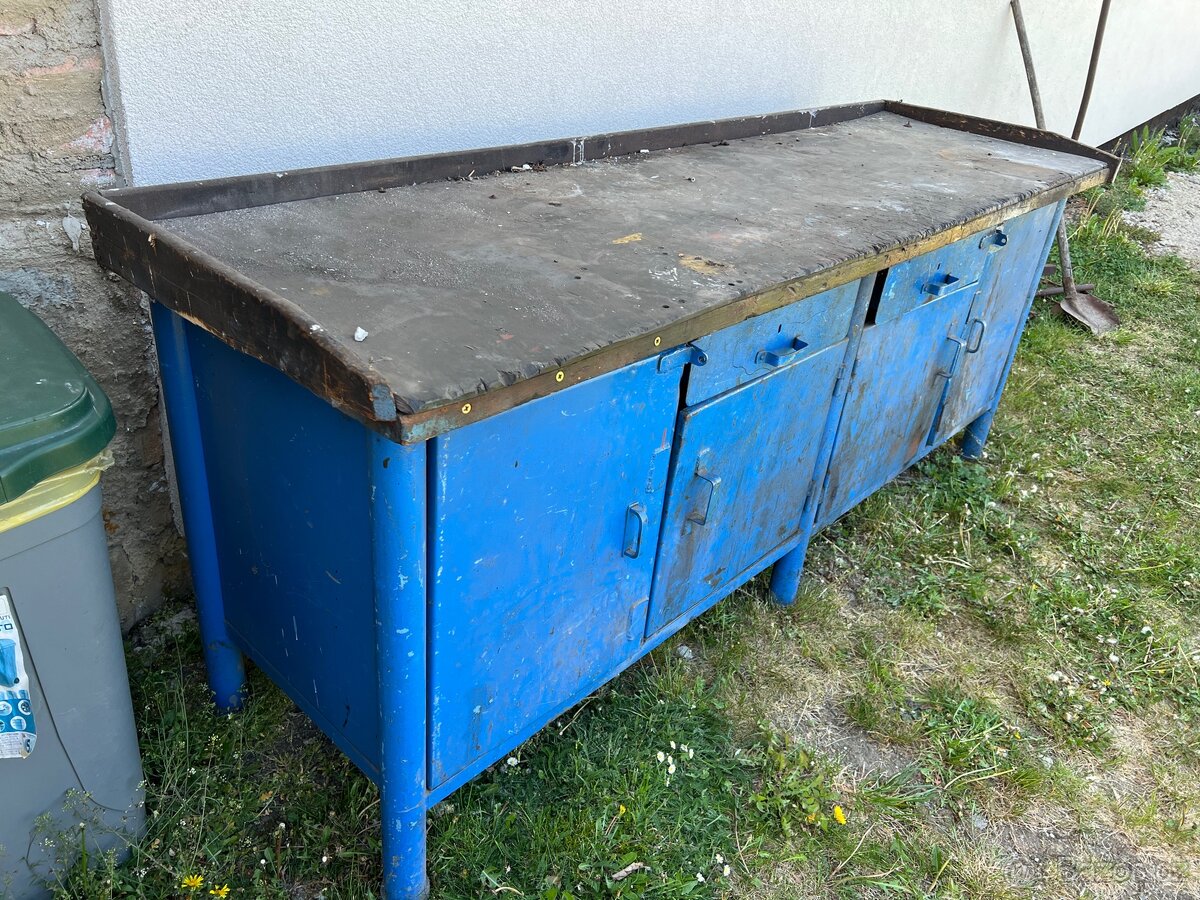 Dílenský ponk - 2