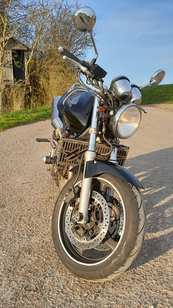 Honda Hornet - 2