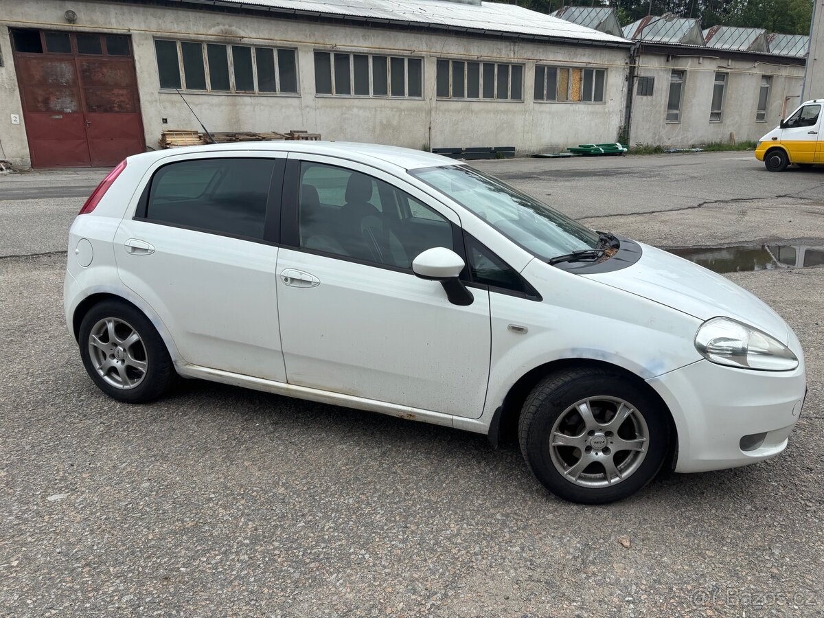 Fiat punto - 2