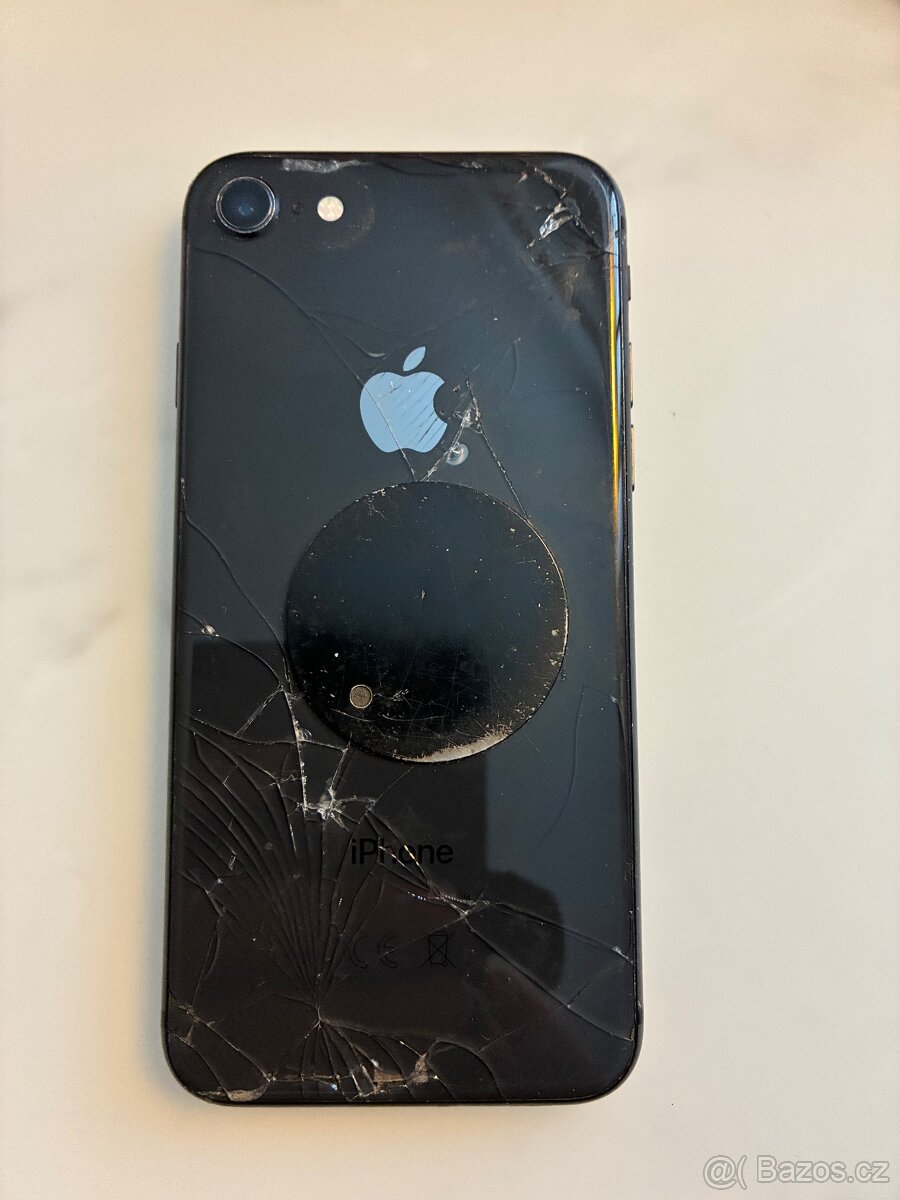 Apple iPhone 8 - 2