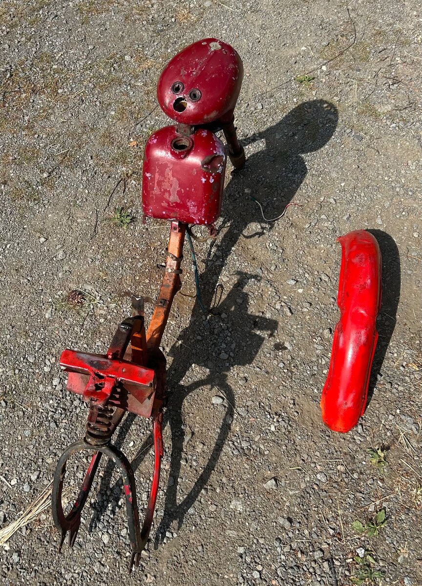 Jawa 550 - pařez - 2