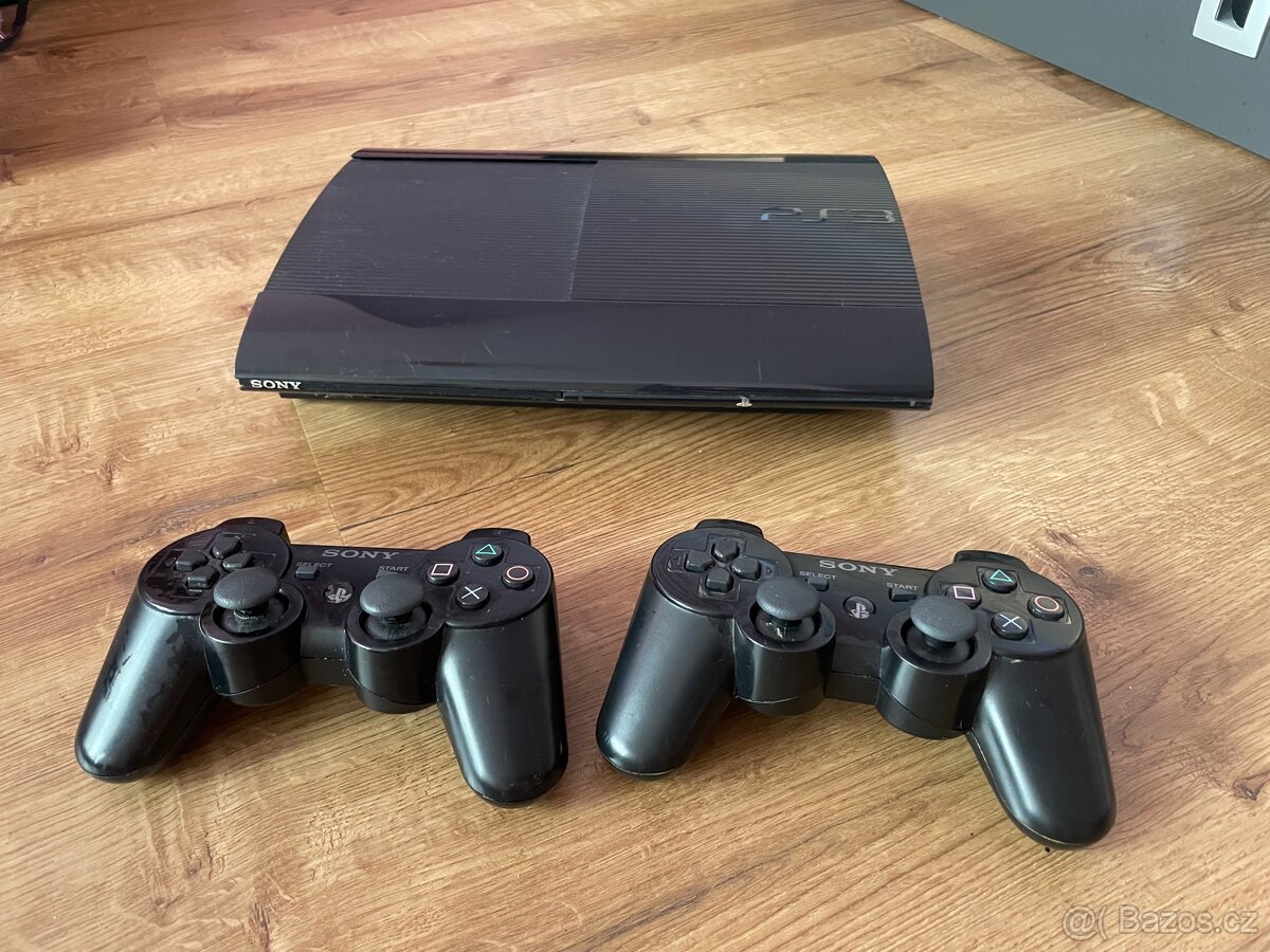 PlayStation 3 Superslim - 2