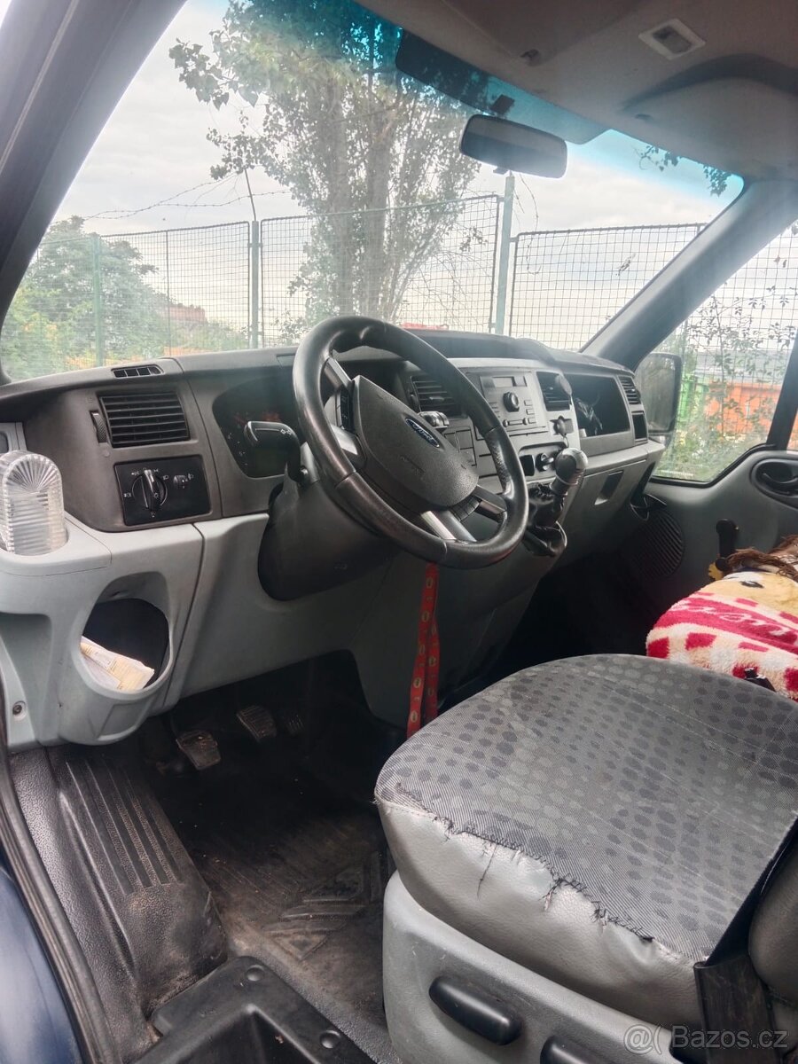 Transit 2.4 TDCi, 6 míst, L2H3, r.v. 2008 - 2