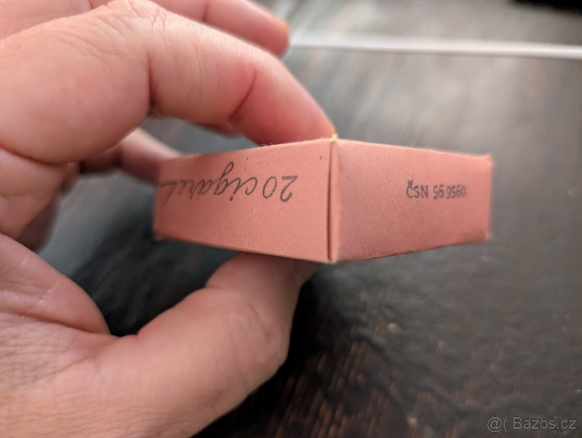 Sběratelské cigarety Máj TOP - 2