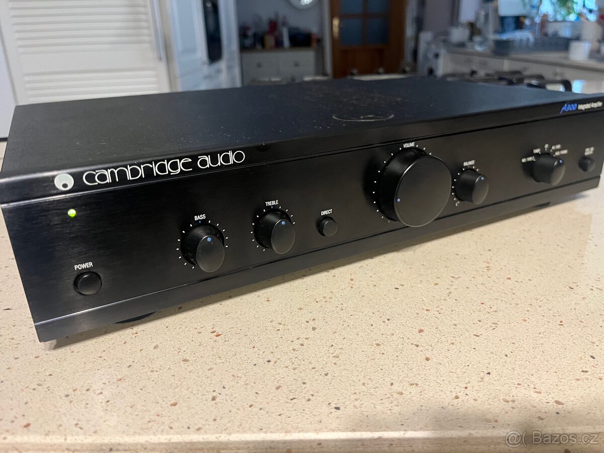 Zesilovač Cambridge Audio A300 - 2