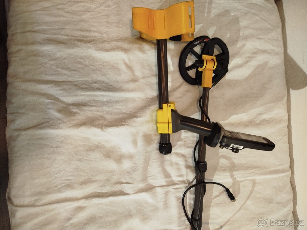 Detektor kovu Minelab Equinox 800 - 2