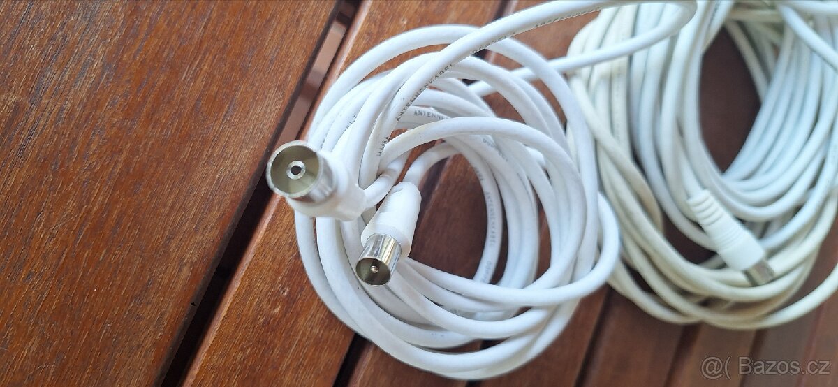 Kabely mix síťový, scart, zemnicí aj - 2