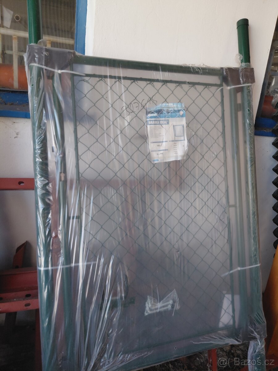 Branka jednokřídlá Pilecký - 2