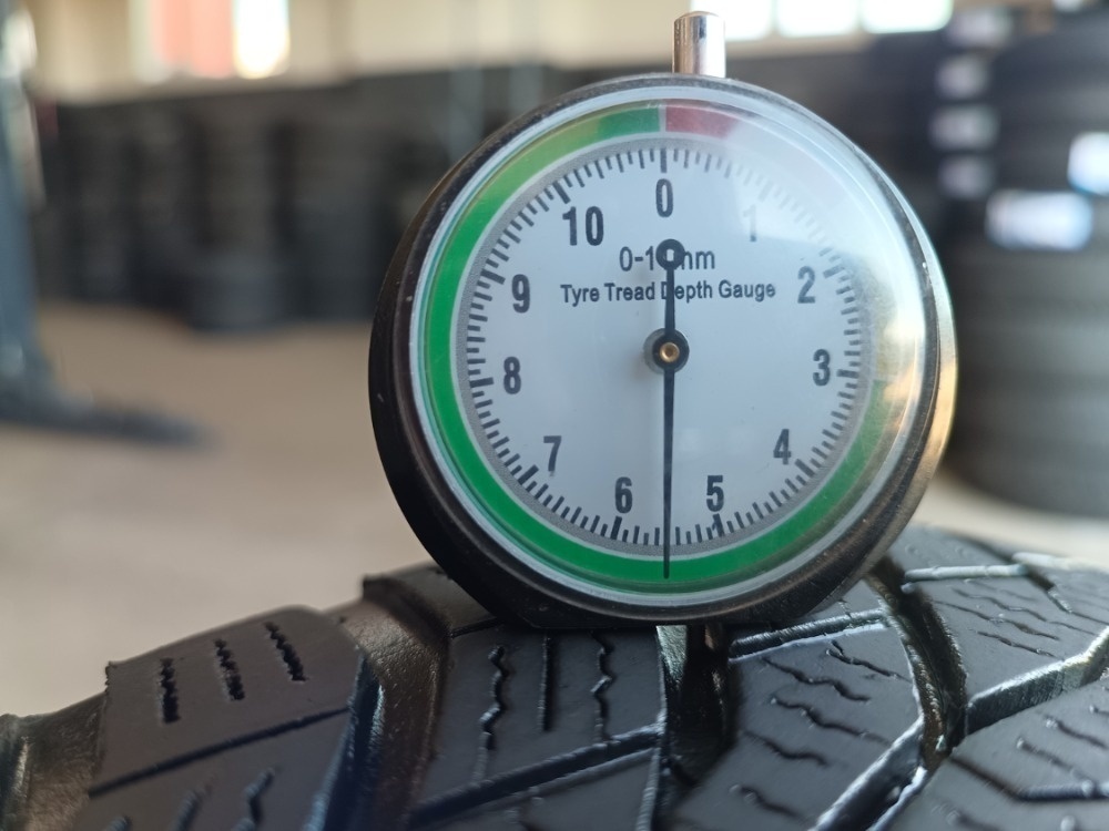 175/65 R14 CONTINENTAL (3023) - 2