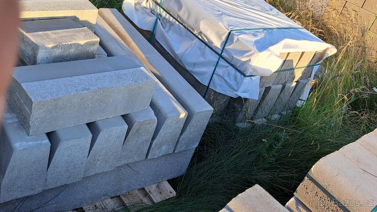 Obrubník nájezdový, silniční standart - 2