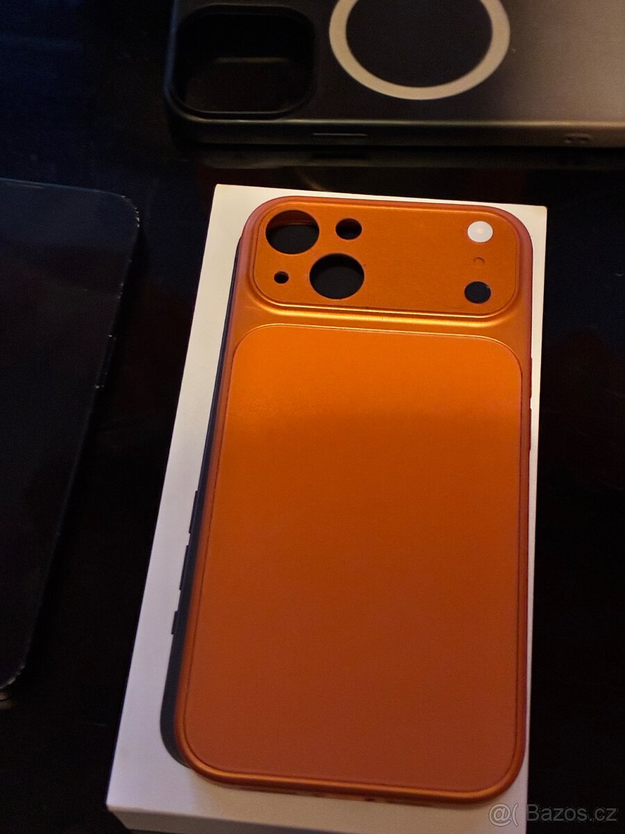 Naprodej Iphone 13 - 2