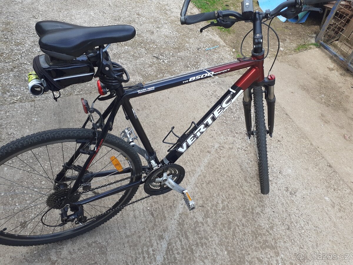 Prodám trekingové pánské kolo - 2