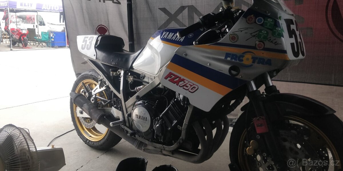 Yamaha FZ 750 - 2
