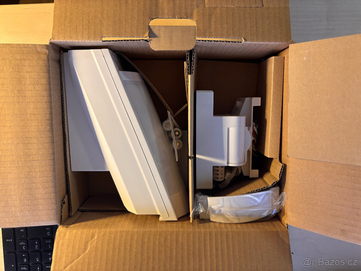 Prodám Jablotron venkovní PIR detektor JA-88P - 2